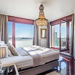 Penthouse - Modern Luxury - Sunny