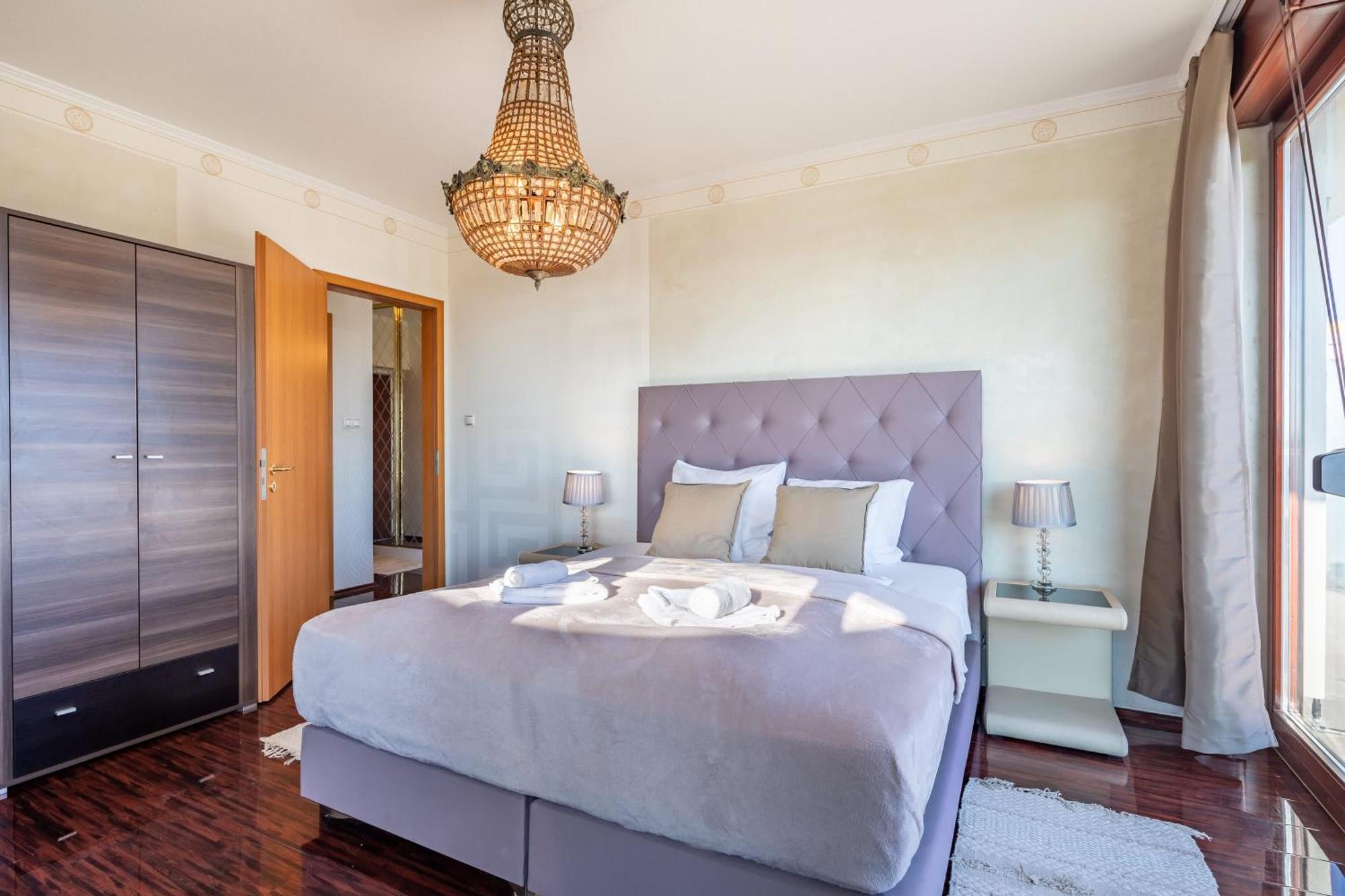 Penthouse - Modern Luxury - Sunny Apartment Budapest