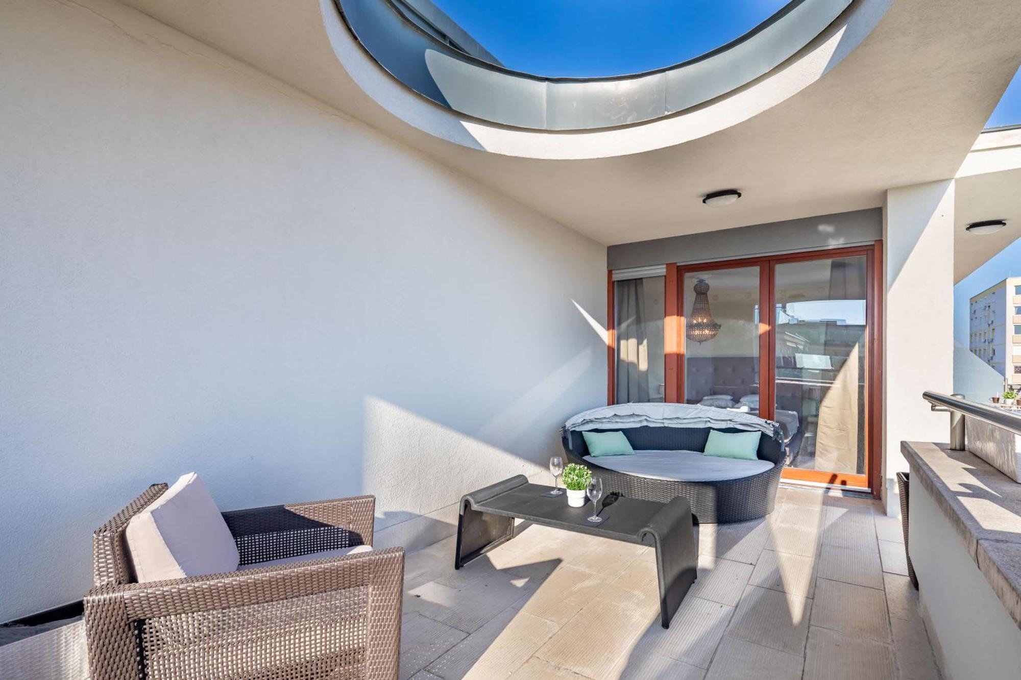 Apartment Penthouse - Modern Luxury - Sunny