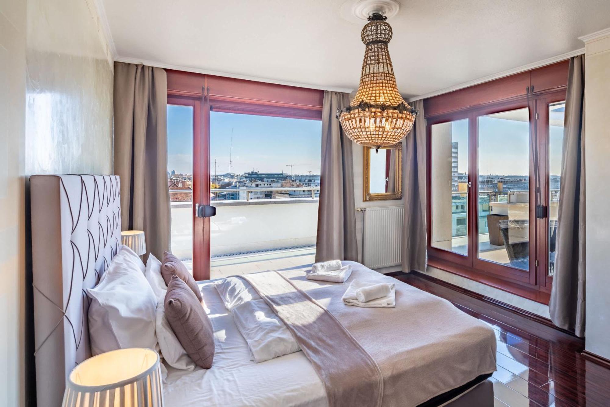 Apartment Penthouse - Modern Luxury - Sunny